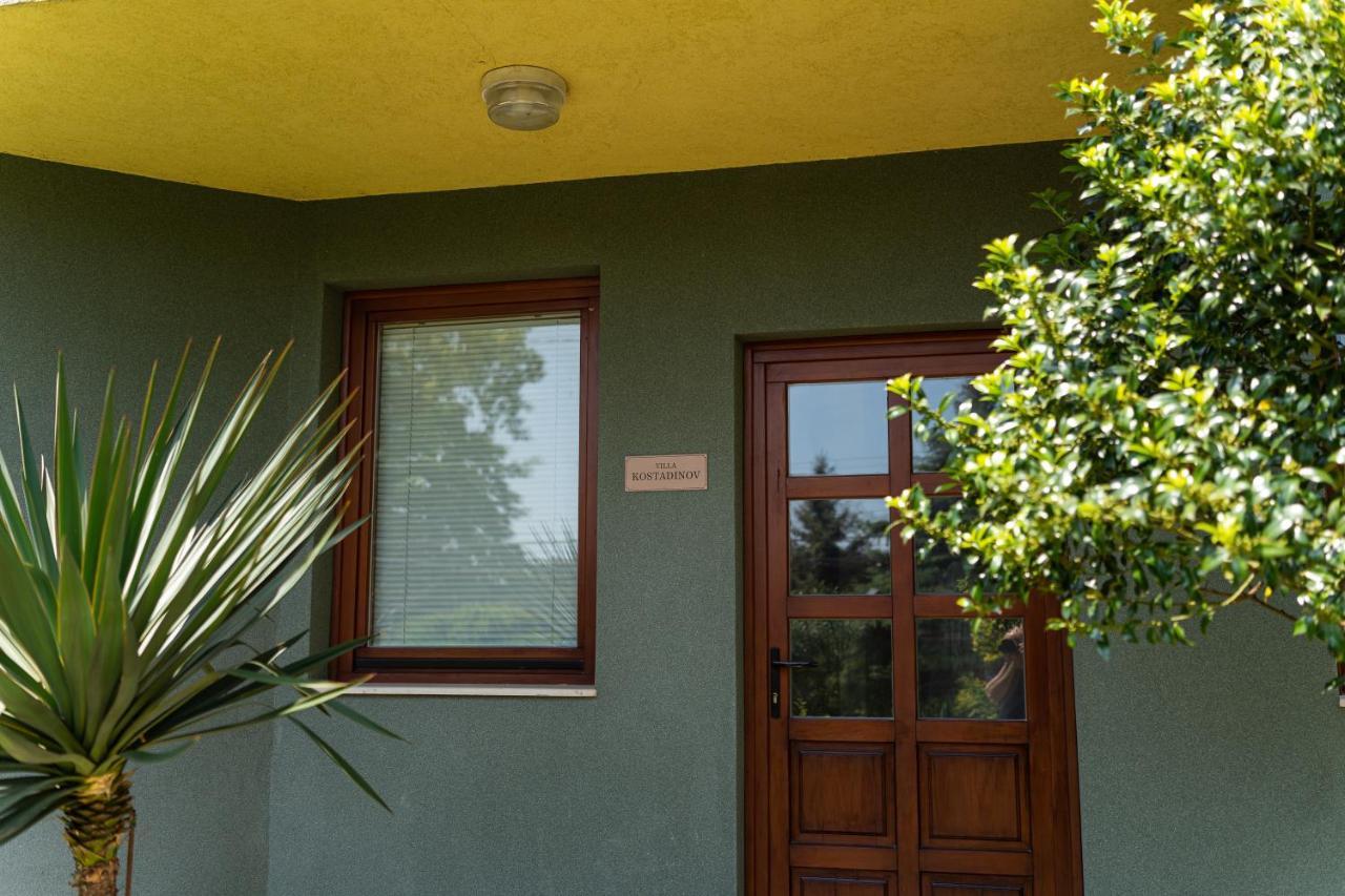Вила Костадинов Βάρνα Εξωτερικό φωτογραφία